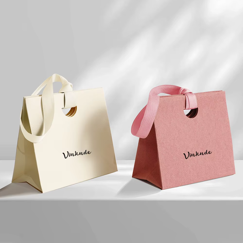 Sac fourre-tout en papier personnalisé avec ruban