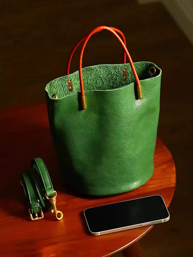 Sac Seau Vert Japonais pour Femme – Sac à Main Tendance en Cuir PU Simple et Polyvalent avec Fermeture Éclair et Accessoires Exquis – Nouvelle Collection