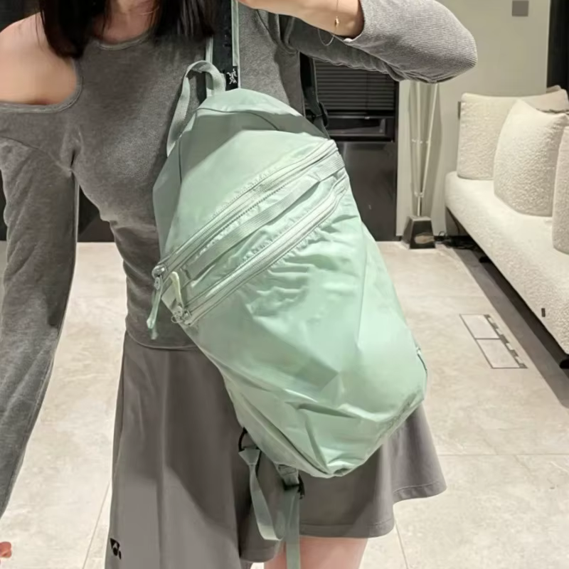 Nouveau 15L brodé pliable en plein air imperméable randonnée sac à dos léger portable poulet cadre urbain minimaliste Style sac