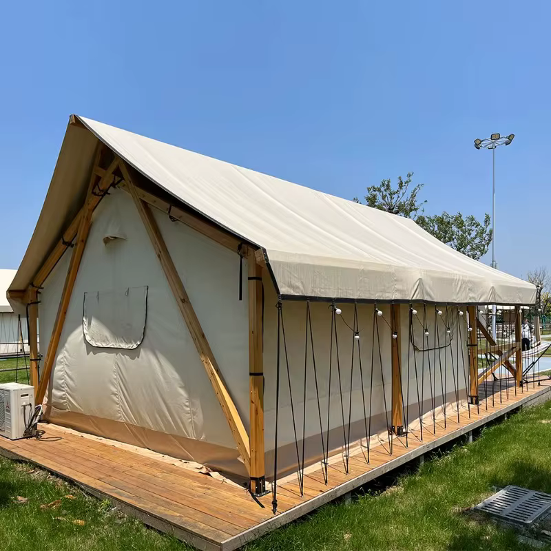 Tentes de safari de luxe pour glamping écologique