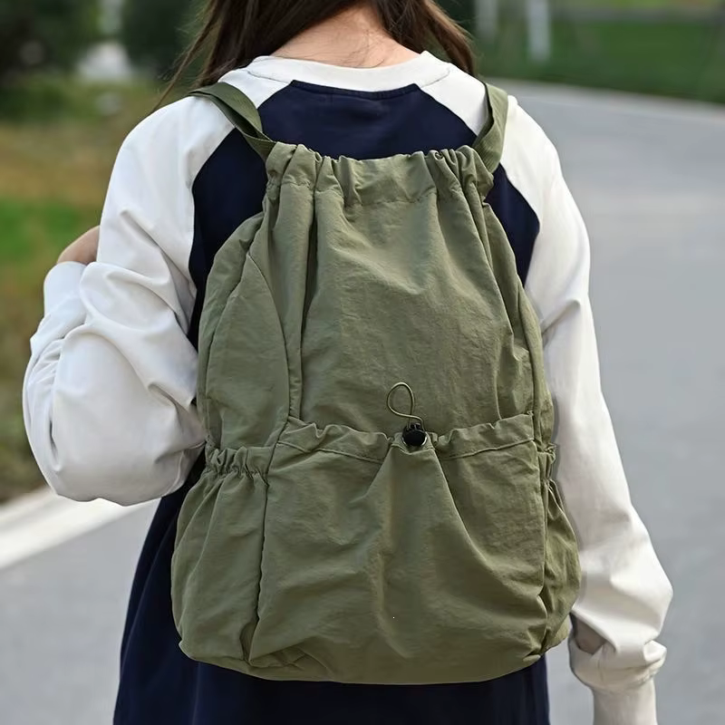 Sac à dos pliable avec cordon de serrage