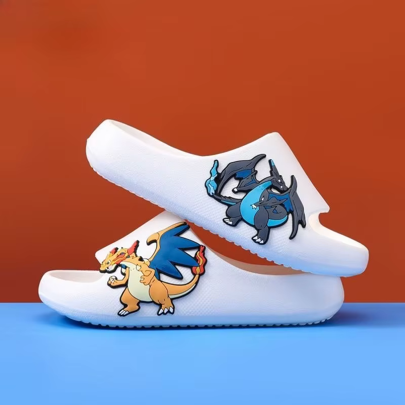 Bandai Pokemon Pikachu Charizard – pantoufles pour enfants