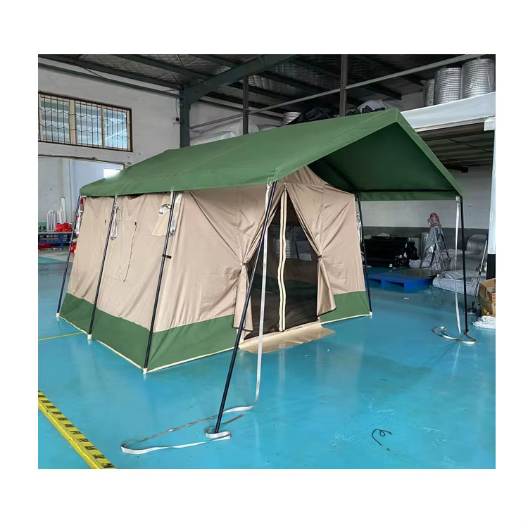 Tente de glamping de luxe de style safari