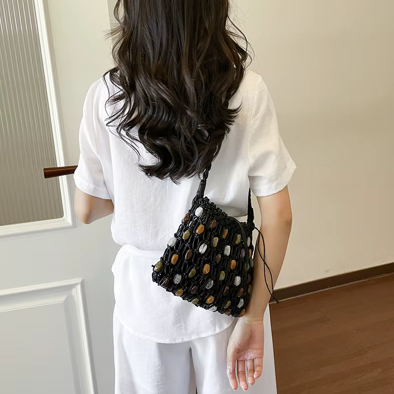 Sac fourre-tout d'été 2026 en crochet perlé style bohème, sac tissé ajouré fait main, sac de plage bohème grande capacité en paille pour voyage