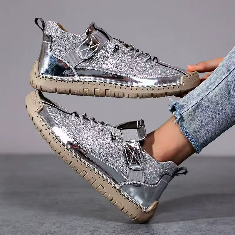 Chaussures de sport décontractées en cuir à bout bas et semelle plate pour femmes