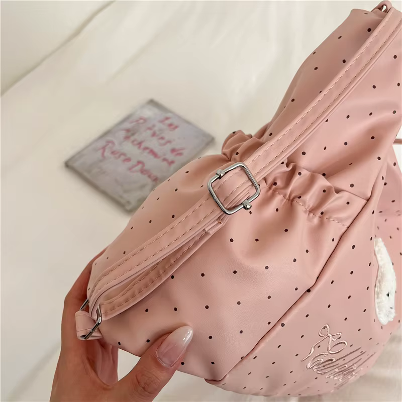 Sac à bandoulière Kawaii à pois avec patch lapin en peluche et pendentif étoile, sac bandoulière grande capacité en nylon pour usage quotidien et scolaire