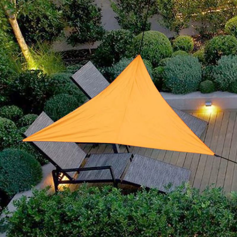 Abri solaire extérieur étanche