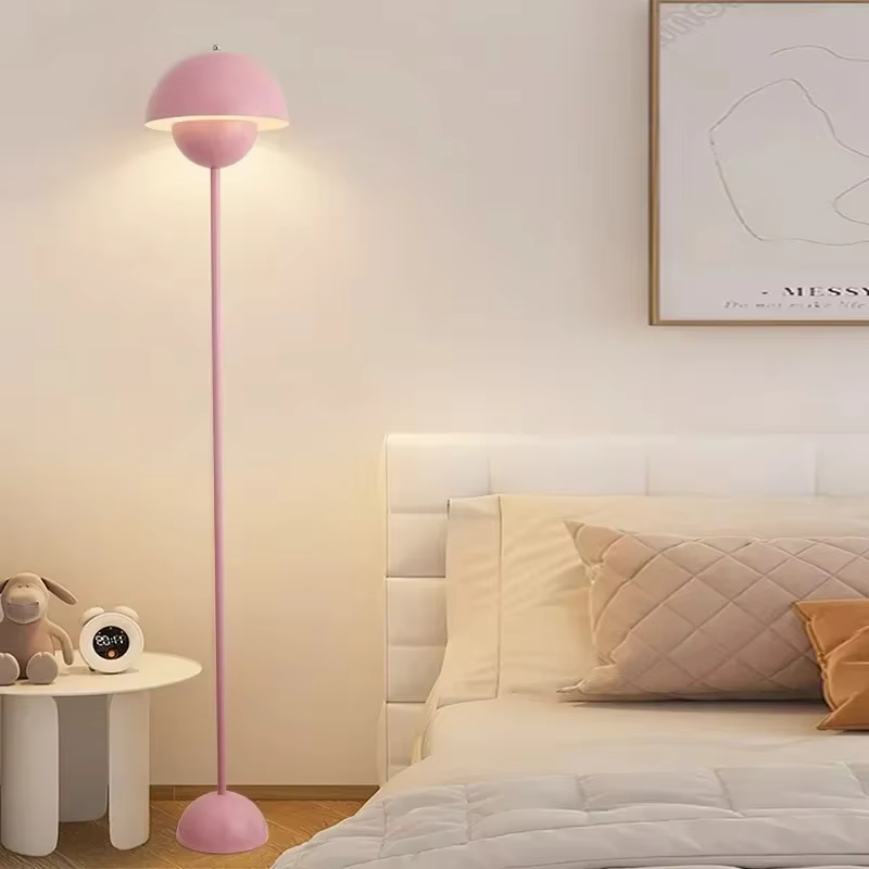 Lampe LED autoportante en forme de champignon, design nordique moderne, design rétro, luminaire décoratif d'intérieur, idéal pour un salon, une chambre à coucher ou un canapé