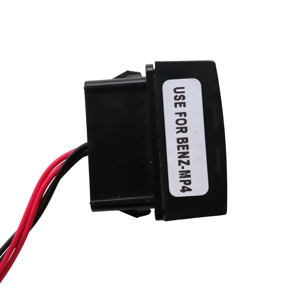 Chargeur double USB pour camion Mercedes Benz Actros MP4, entrée DC 24V, sortie DC 5V 2,1a/2,1a, 1 pièce