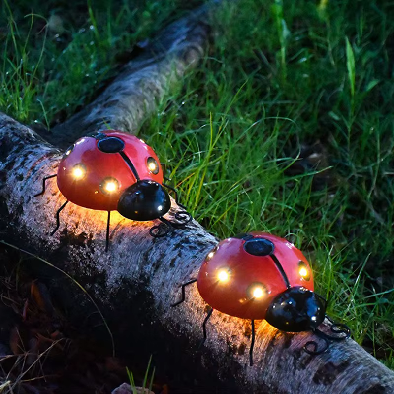 Lampe solaire coccinelle extérieure étanche jardin Statue tenture murale LED lumière à énergie
