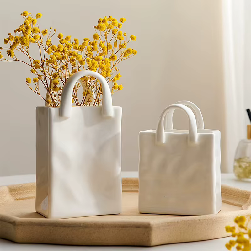 HUA HUA – Vase en forme de sac à main
