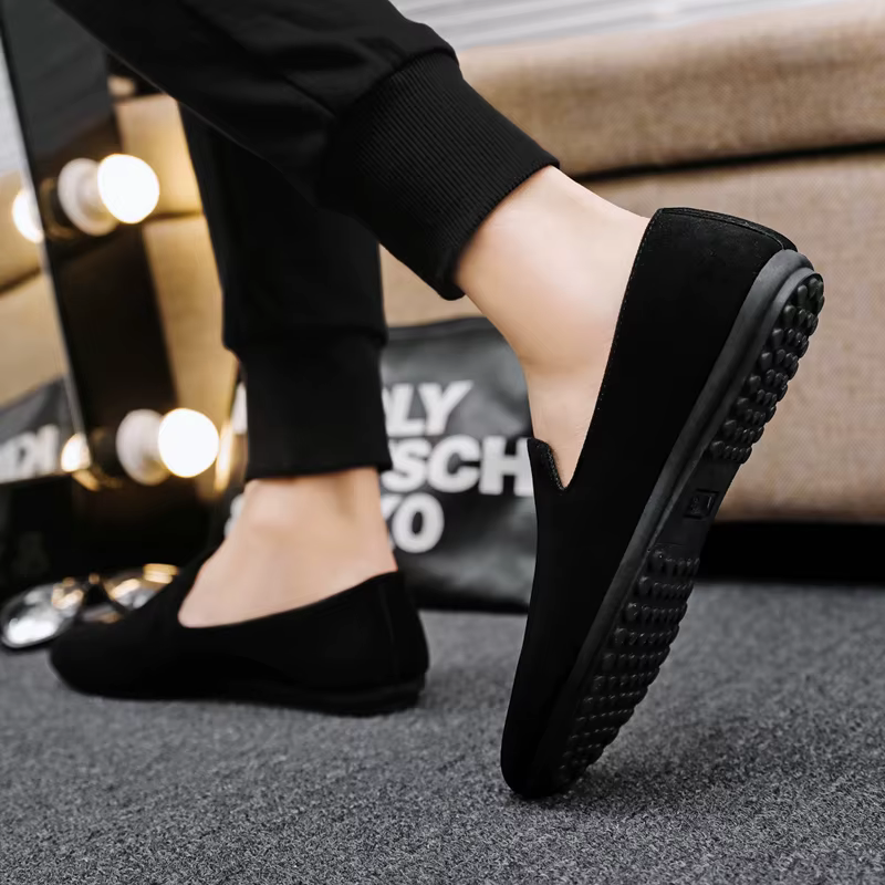 Soldes Exceptionnelles : Mocassins Noirs pour Hommes – Chaussures Plates d'Été Confortables et Légères, Décontractées, Antidérapantes, à Enfiler, Idéales pour les Hommes Actifs