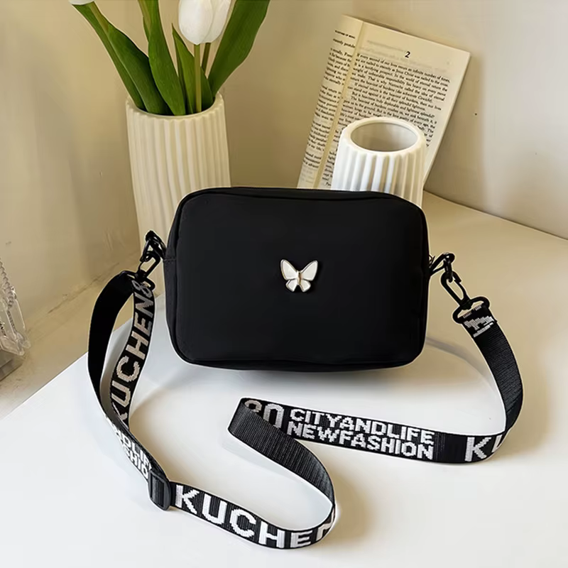 Sac à bandoulière noir et blanc