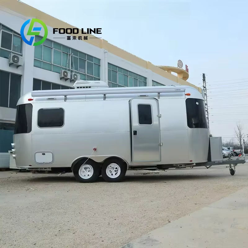 Remorque de Camping tout-terrain en aluminium personnalisée de 5m avec cuisine de tente pour les voyages en plein air