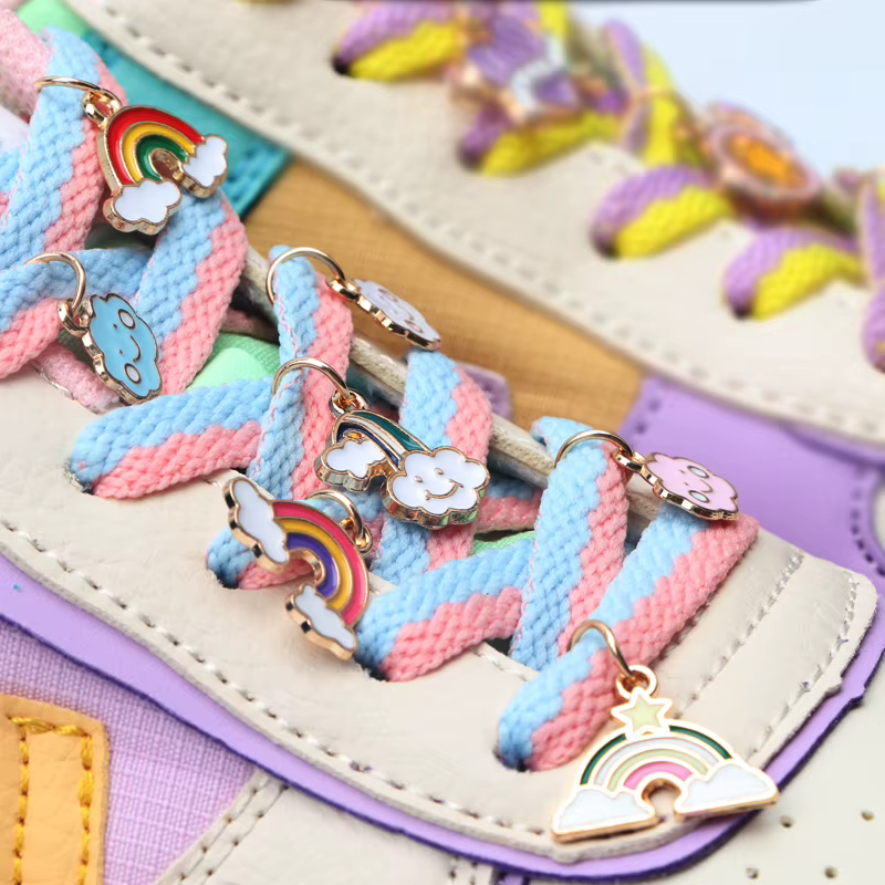 Décorations de lacets de chaussures de sport arc-en-ciel en métal, breloques pour lacets de baskets pour femmes, boucles décoratives pour chaussures, accessoires pour filles
