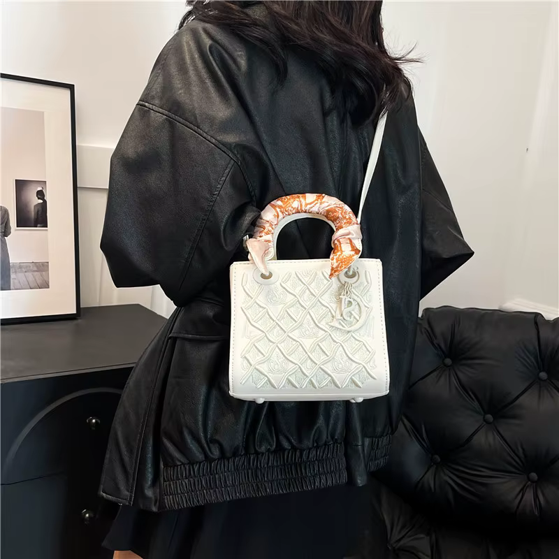 Sac à main de Concubine brodé artisanal polyvalent de luxe, sac à bandoulière pour femmes, nouvelle collection 2025
