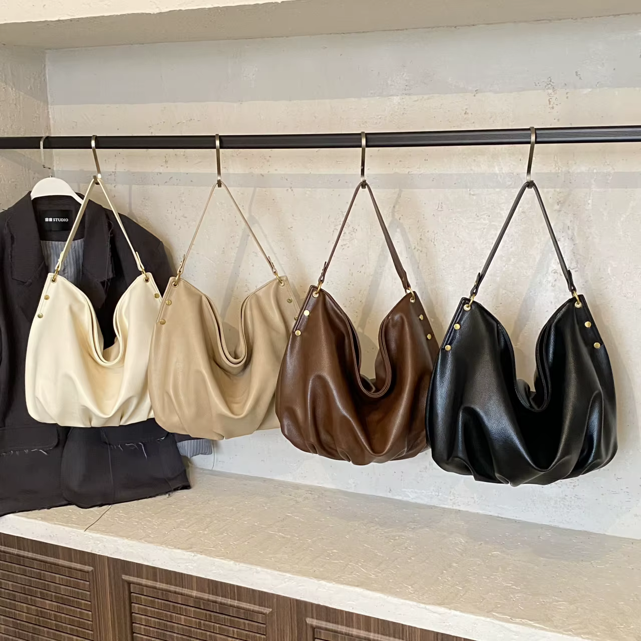 2025 nouveau sac de trajet en cuir Pu sacs à main Hobo marques célèbres sac à bandoulière pour femmes décontracté grand fourre-tout Vintage dames sacs à bandoulière