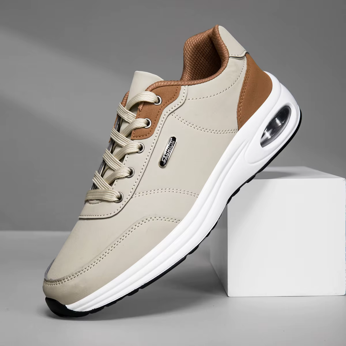 Nouvelles chaussures de marche pour hommes