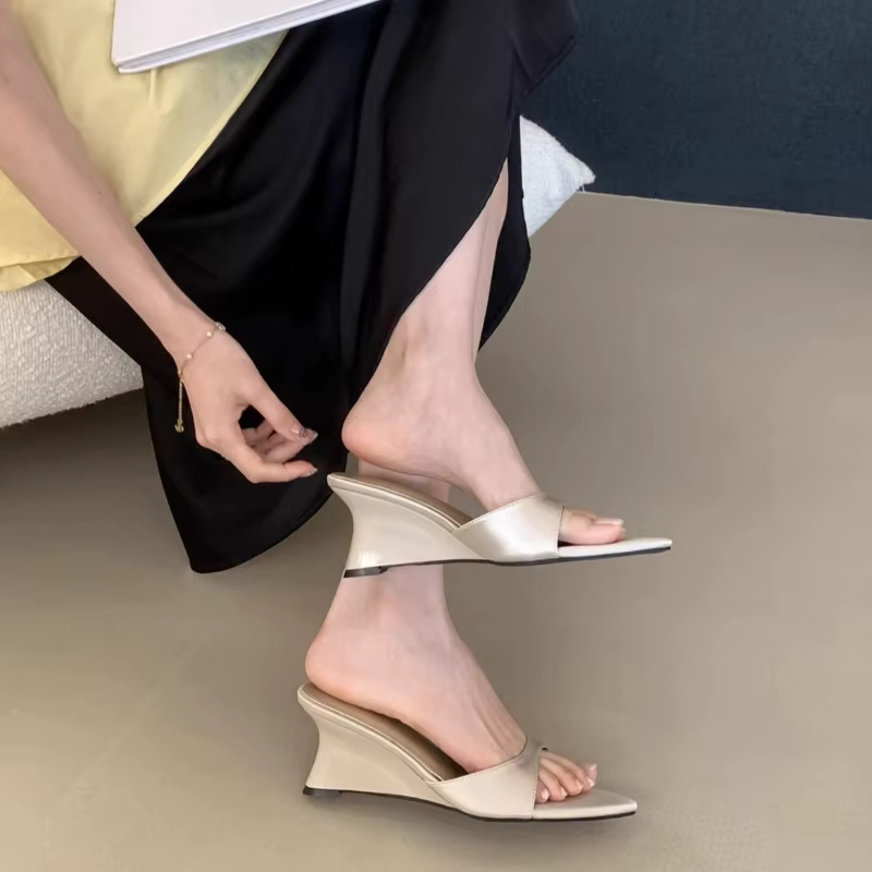 Mules compensées pour femme