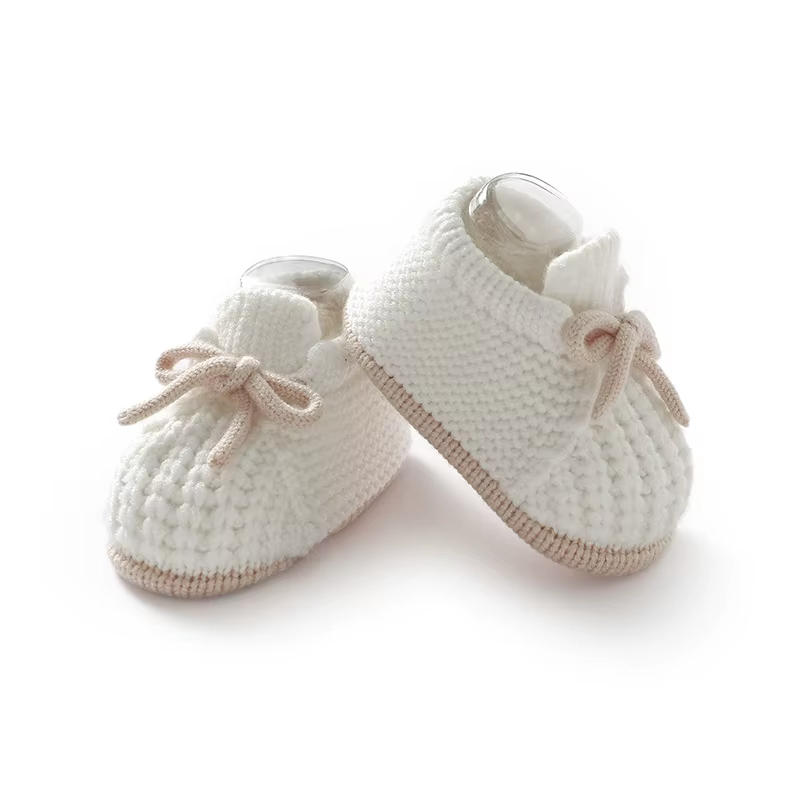 Bébé premiers marcheurs à semelles souples nouveau-né garçons filles berceau Prewalkers à la main tricoté infantile enfant en bas âge chaussures antidérapantes 0-12m