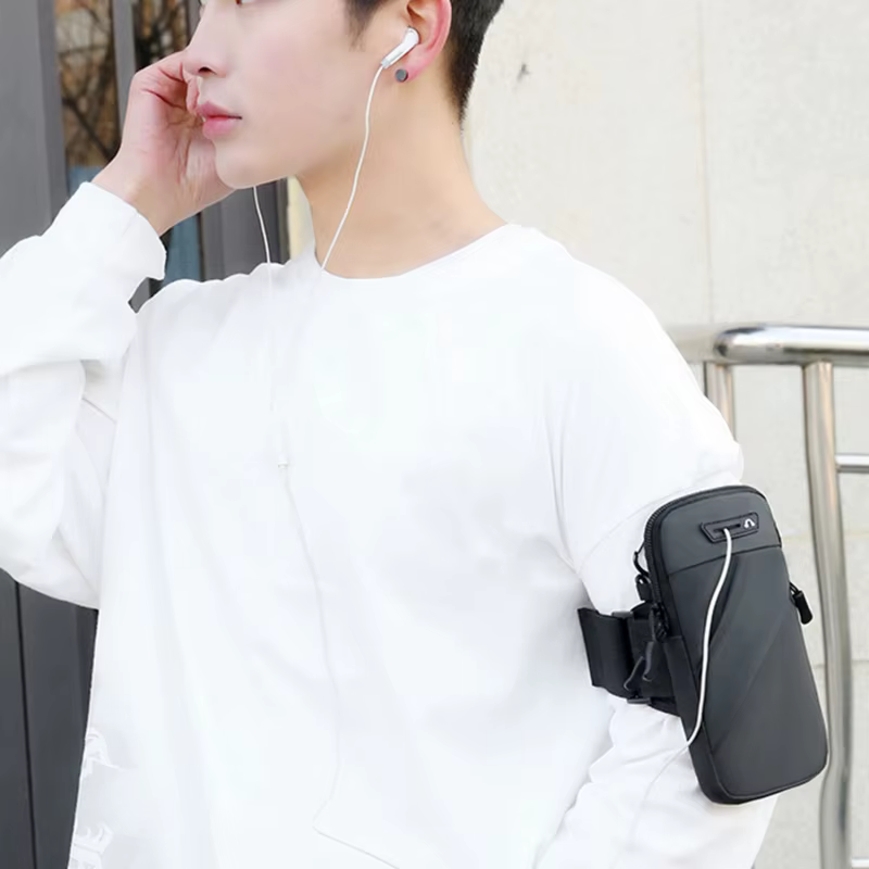 Sac de bras de téléphone avec prise casque