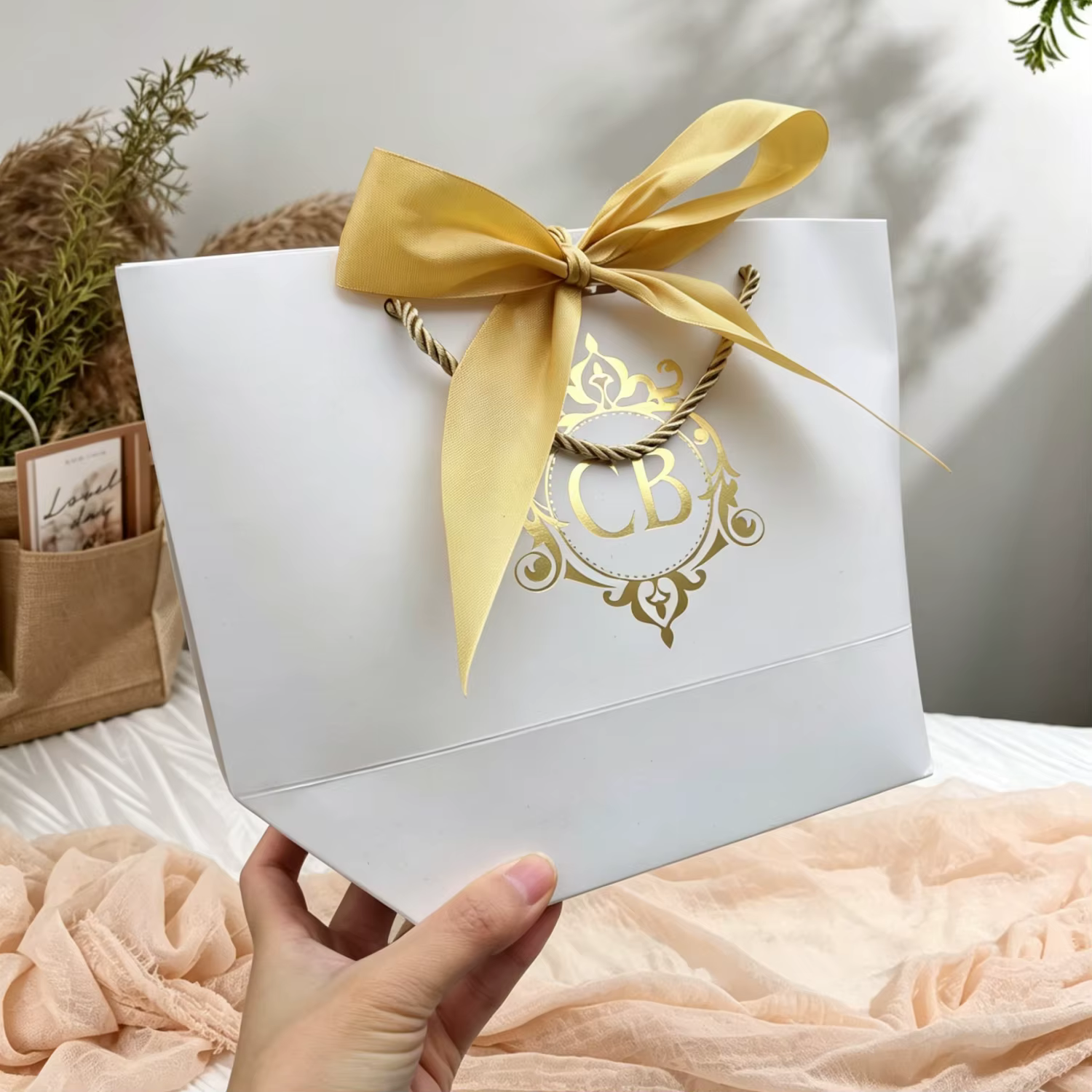 10 sacs cadeaux en papier kraft pour perruques