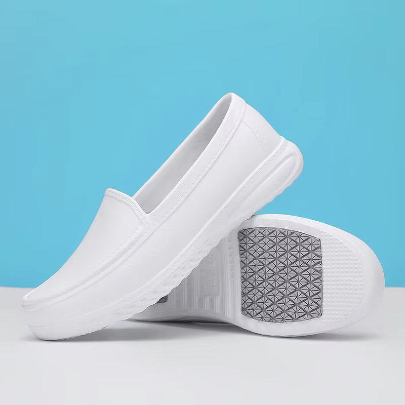 Nouvelles chaussures pour femmes