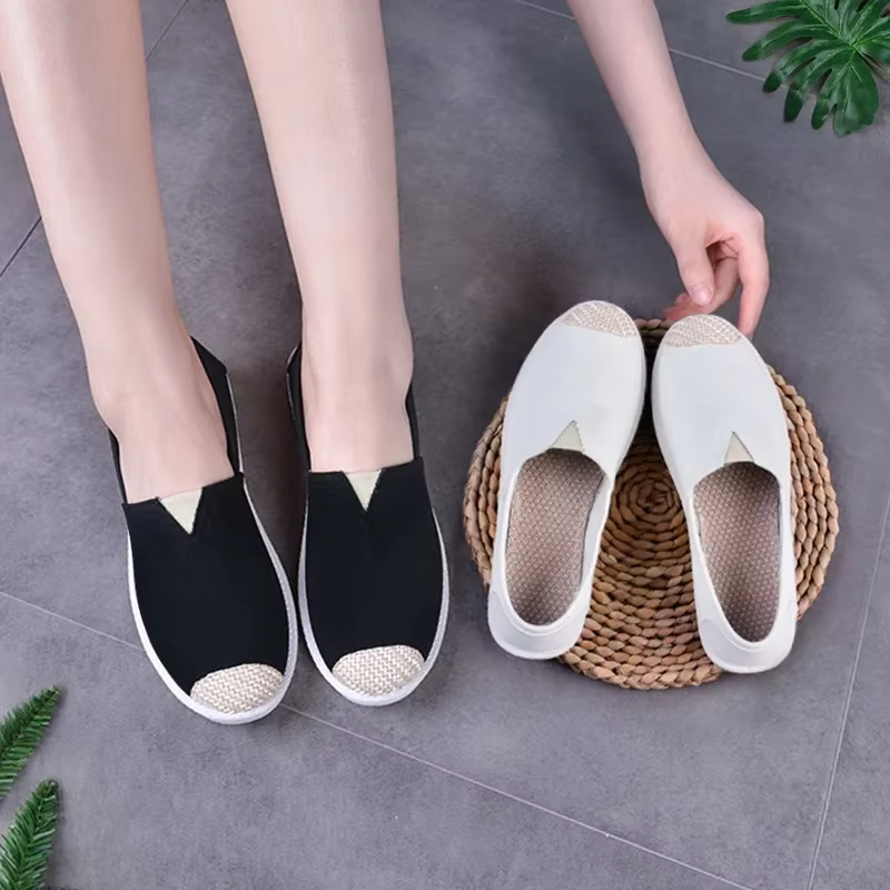 Chaussures d'été en maille respirante pour femmes, baskets légères et confortables, mocassins à enfiler, collection 2023