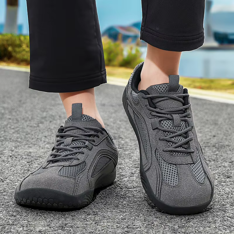 Chaussures de marche larges pour hommes