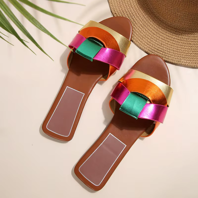 Chaussons pour femmes 2025 – Nouveaux modèles d'été tendance – Sandales plates de créateur pour femmes – Chaussures décontractées d'extérieur pour la plage – Sandalias De Mujer