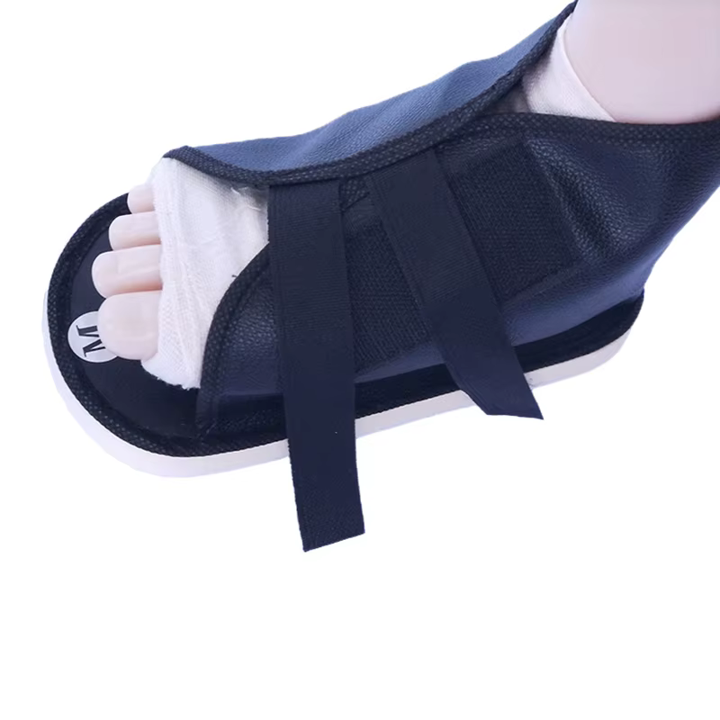Botte de marche plate antidérapante respirante pour la protection du pied