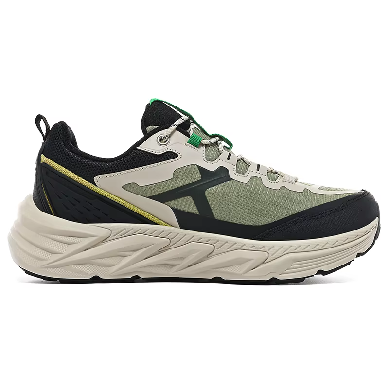 Chaussures de randonnée légères