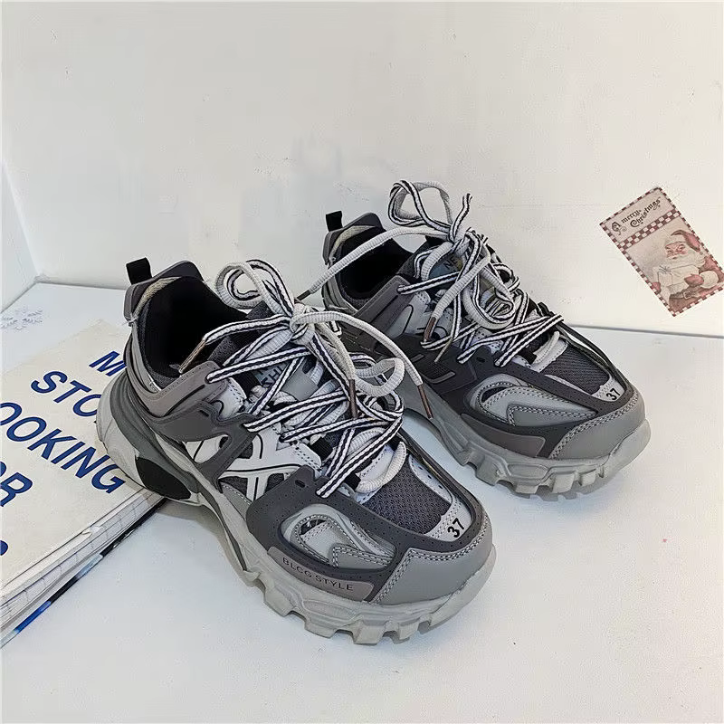 Mode femmes baskets nouvelle plate-forme exquise chaussures décontractées qualité maille chaussures de course pour femme chaussures de créateur Zapatillas Mujer