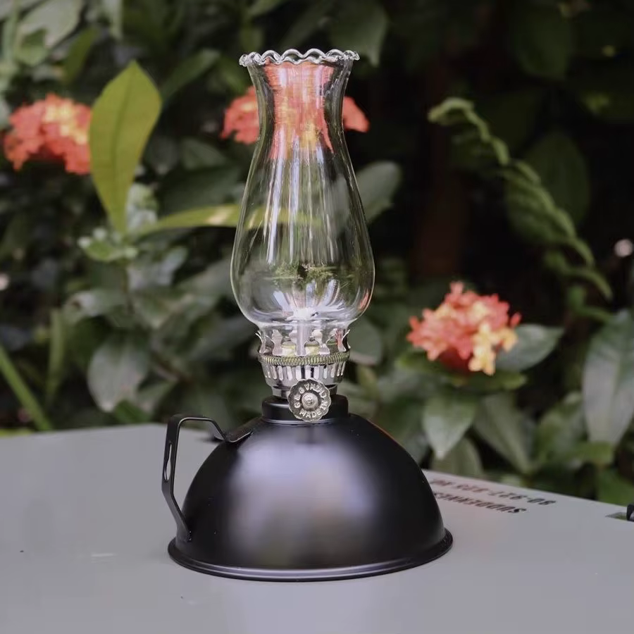 Lampe à kérosène rétro classique pour camping en plein air