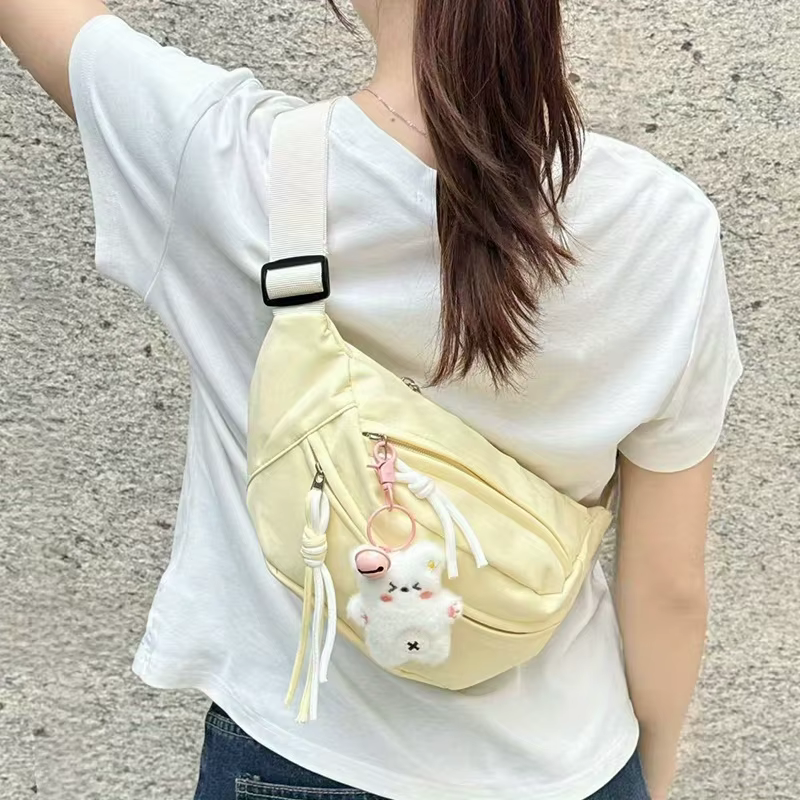 Nouvelle sacoche de poitrine japonaise pour femmes, sac banane polyvalent en nylon, petit et léger, sac d'extérieur original et léger