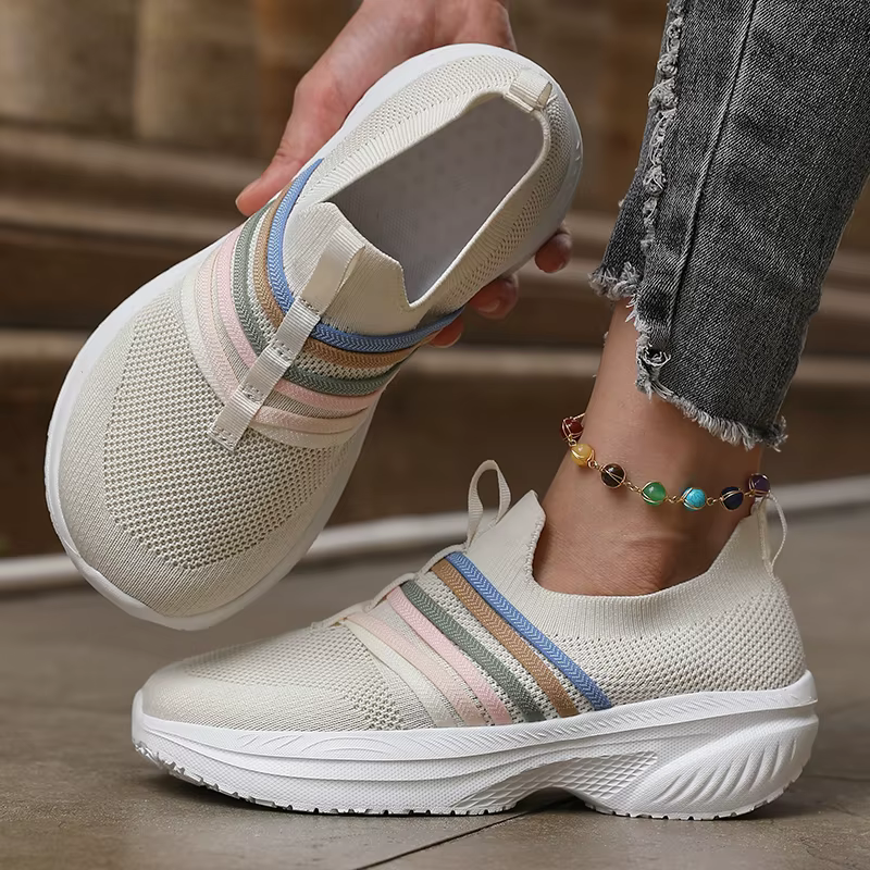 Chaussures de randonnée décontractées à semelles épaisses et à pieds larges pour femmes
