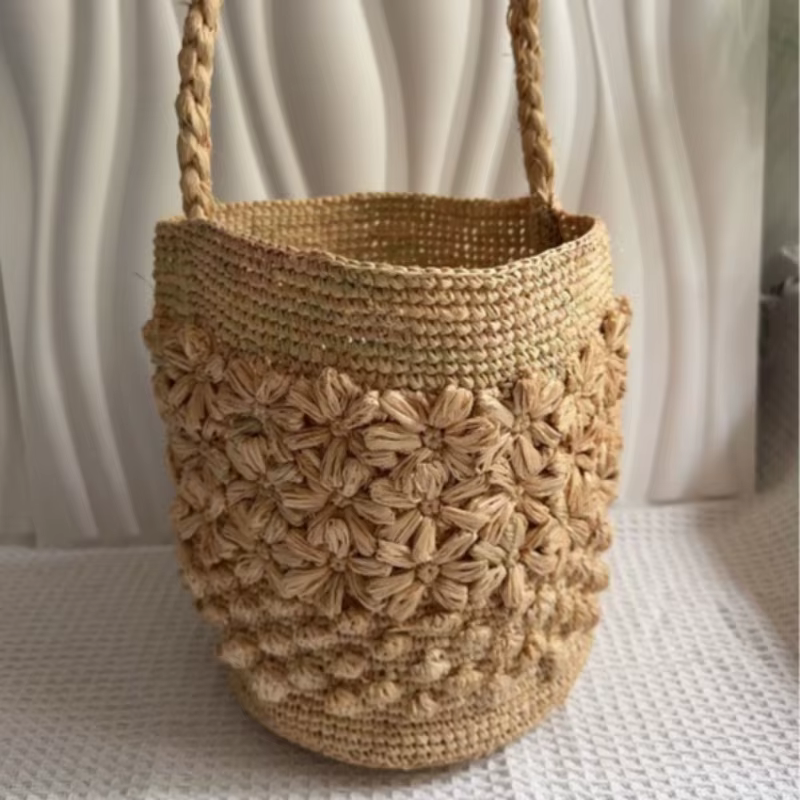 Sac seau en raphia au crochet pour femme, fait main, style bohème rétro français, avec poignée supérieure, idéal pour l'été et les vacances à la plage