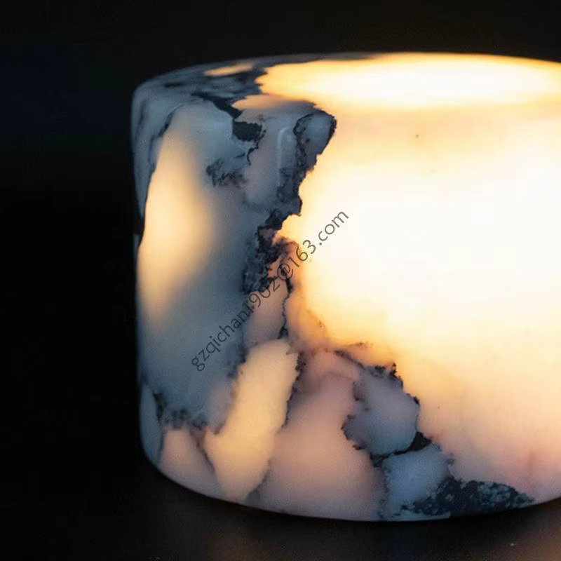 Lampe à commande en marbre élégante