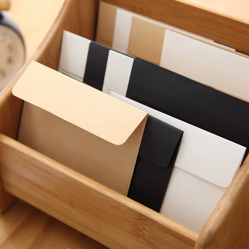 100 pièces Mini enveloppes rétro 10x10 cm Style occidental petites enveloppes de rangement vierges noir/blanc pour le bureau et l'école