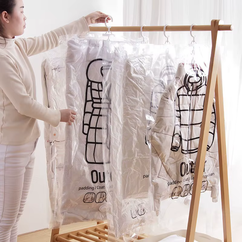 Sac sous vide Transparent suspendu, rangement pour vêtements, doudoune, pardessus, Compression, organisateur de maison, garde-robe, manteau anti-poussière, pompe à Air