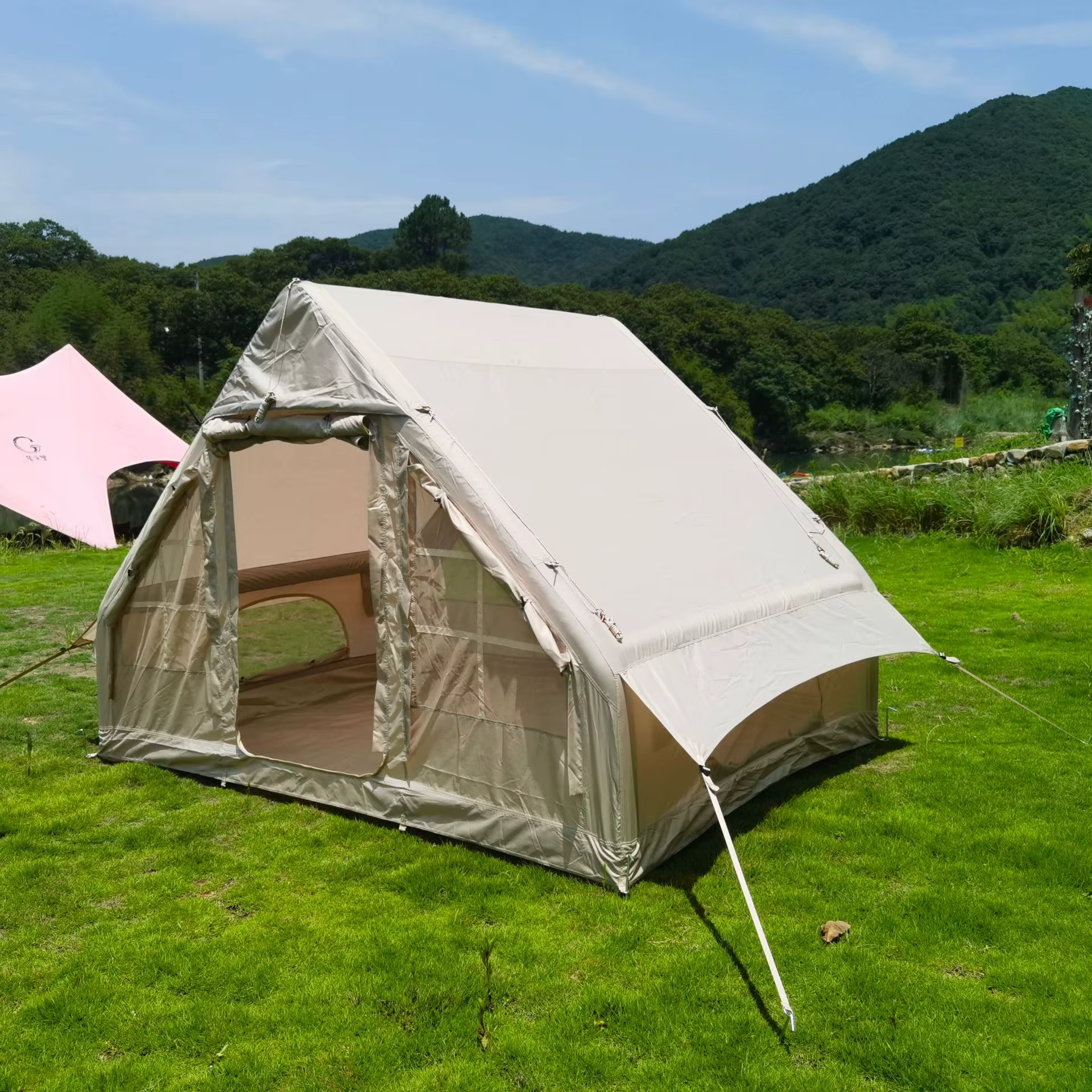 Tente de camping gonflable
