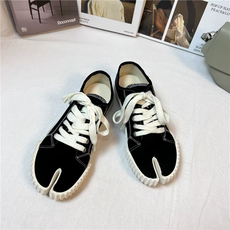 Nouvelles chaussures en toile pour femmes, style japonais, à bout fendu, décontractées, confortables, baskets de créateur, Zapatos Mujer