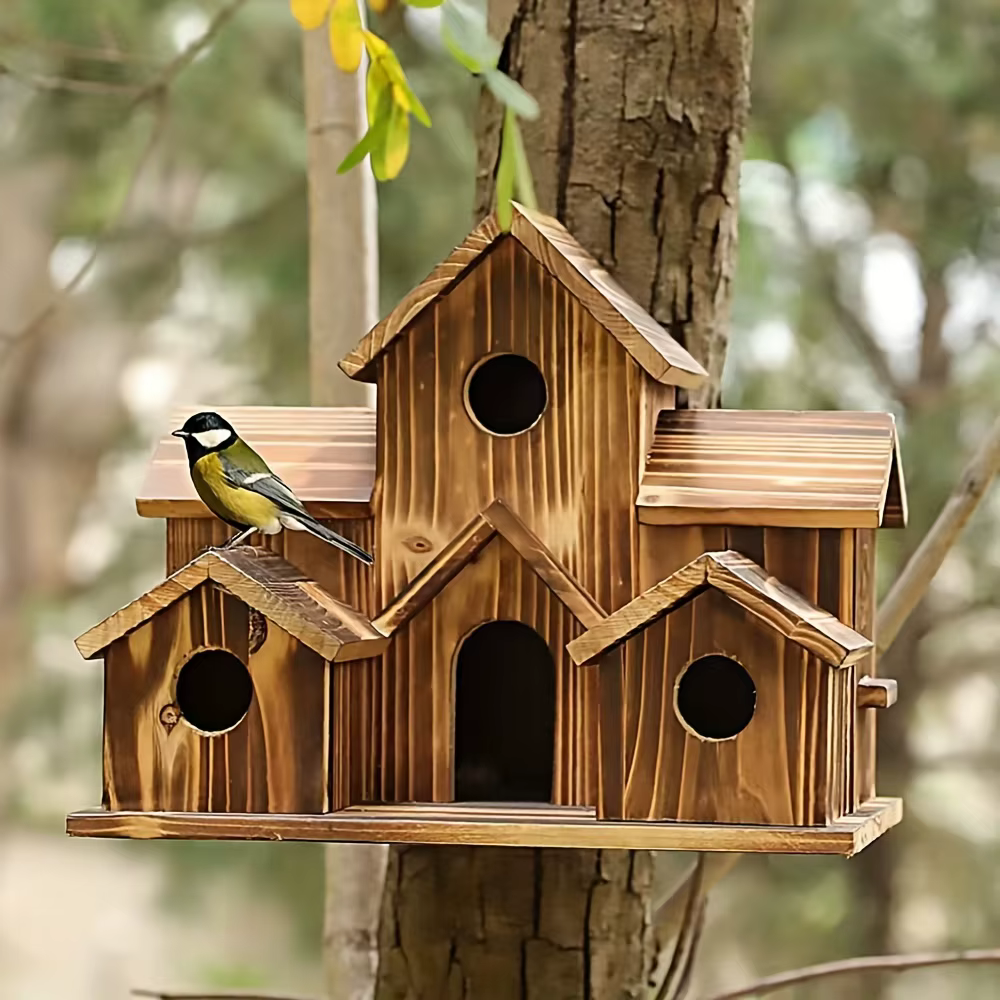 Maison d'oiseaux en bois