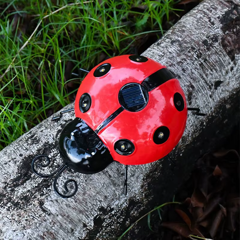 Lampe solaire coccinelle extérieure étanche jardin Statue tenture murale LED lumière à énergie