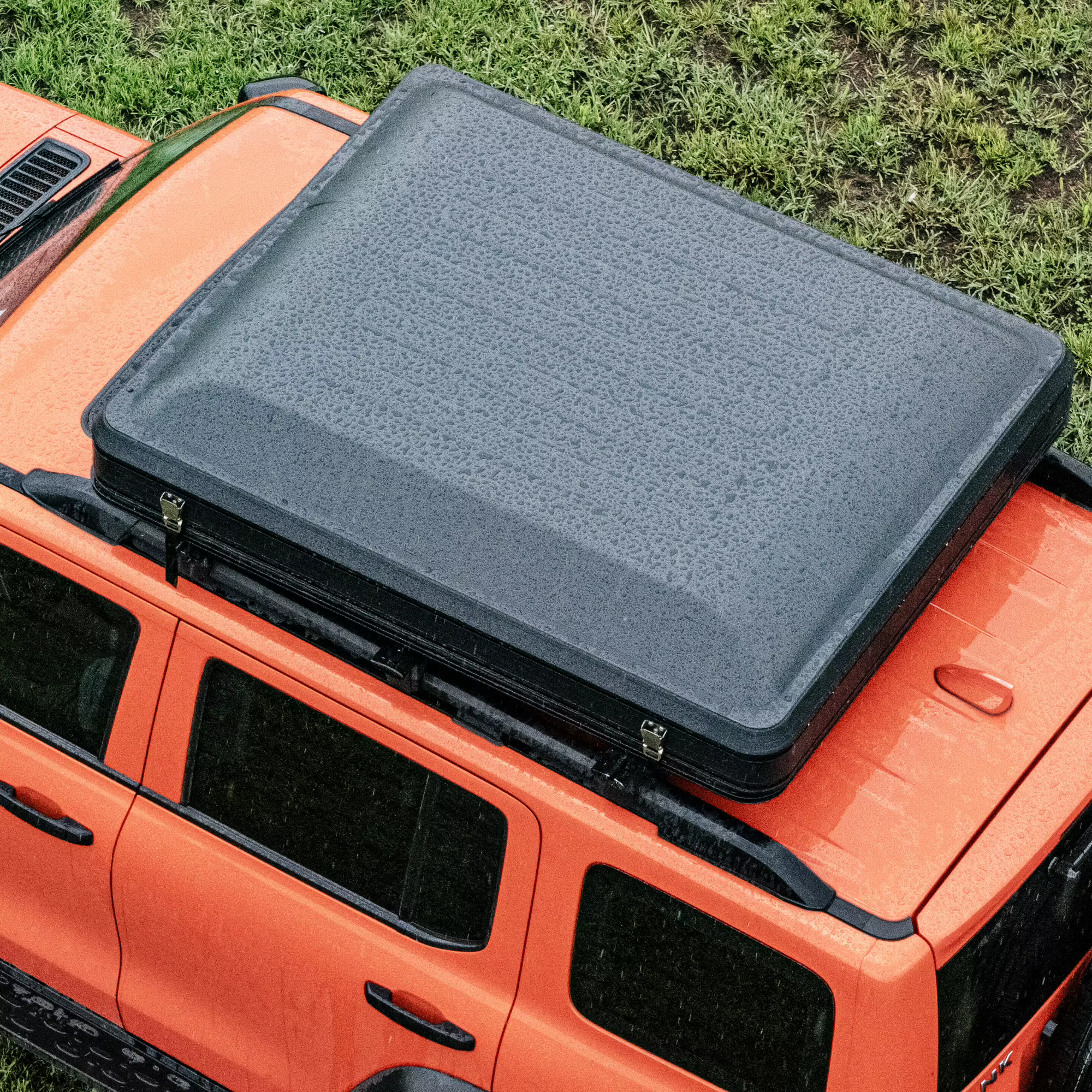 Tente sur le toit à coque dure ouverte latérale en aluminium