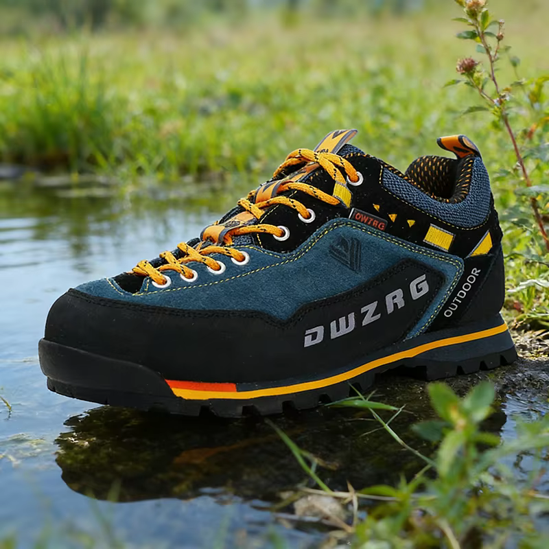 Nouvelles chaussures de randonnée imperméables