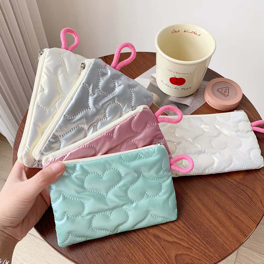 Mini trousse de maquillage brillante argentée pour femme, pochette à monnaie, porte-monnaie mignon, portefeuille portable, sac pour écouteurs et câbles de données