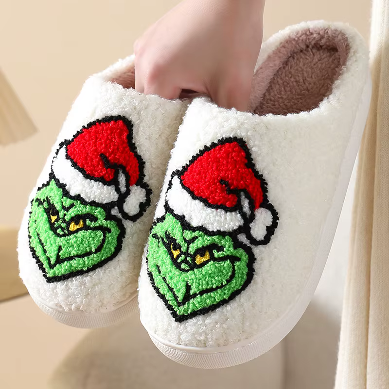 Pantoufles d'hiver d'animation de dessin animé de noël pour femmes, chaussures chaudes en coton pour chambre à coucher intérieure en peluche, chaussures confortables pour la maison, 2025
