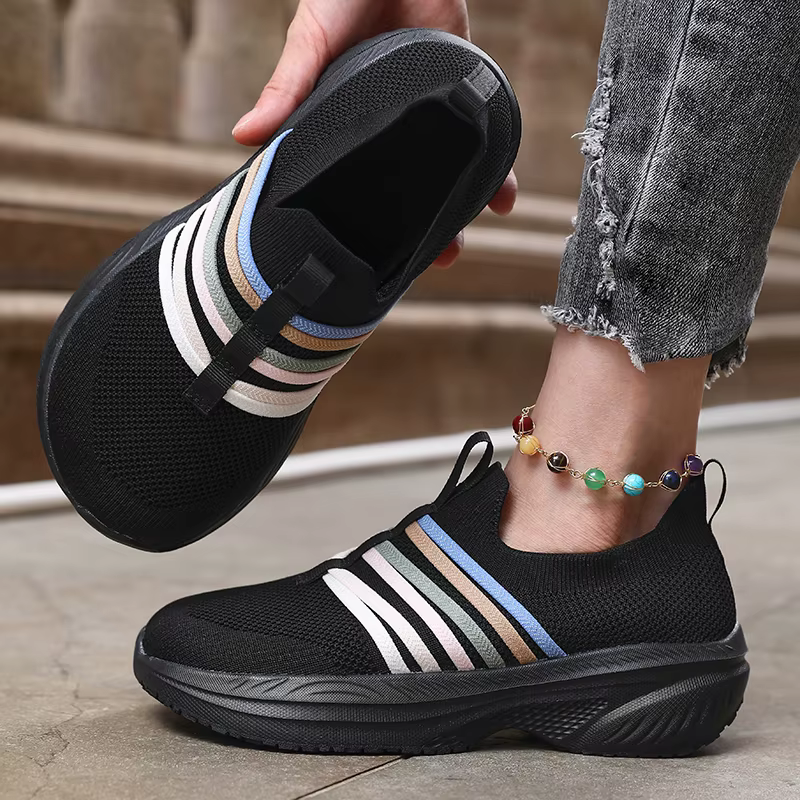 Chaussures de randonnée décontractées à semelles épaisses et à pieds larges pour femmes