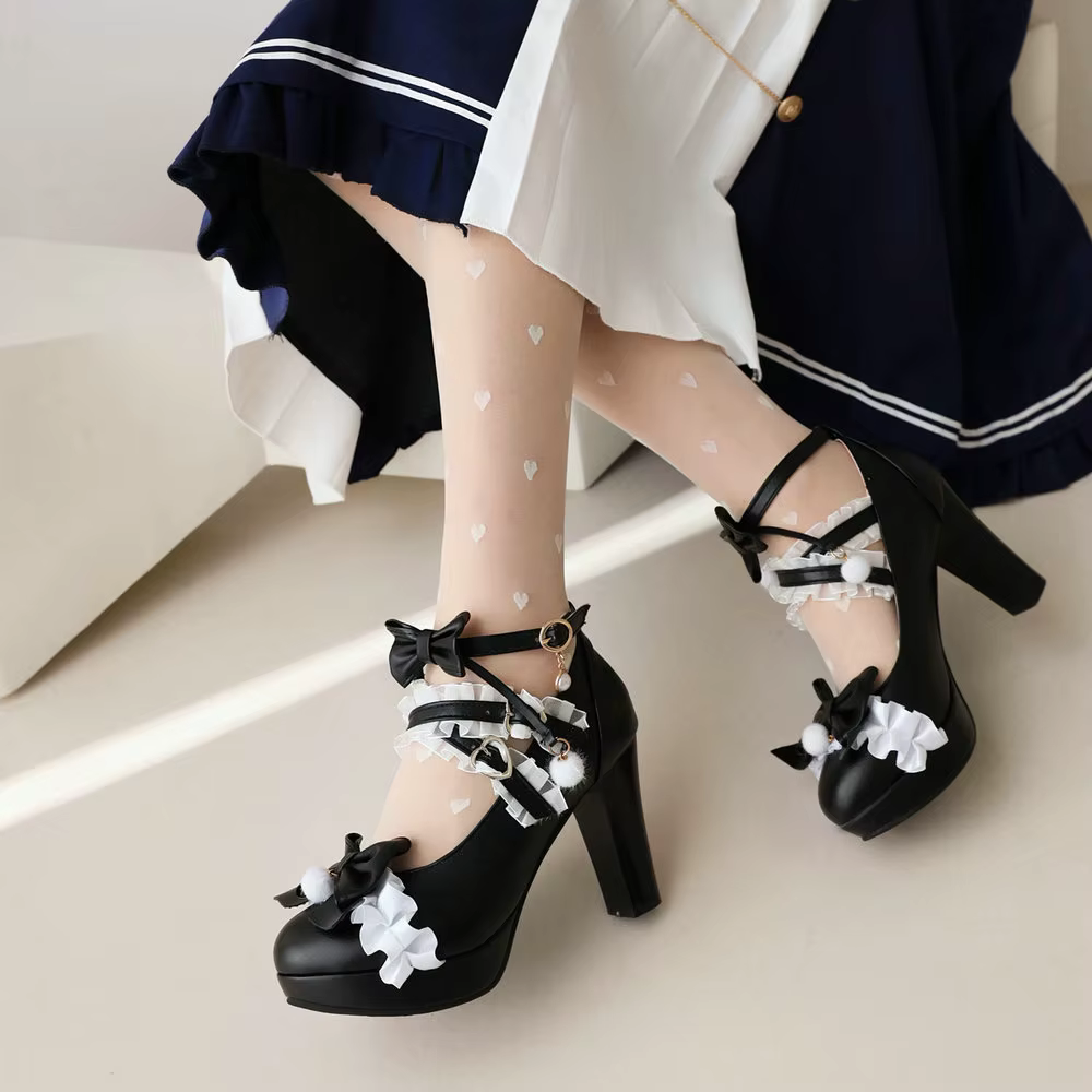 Talons hauts avec nœud en dentelle en peluche rose